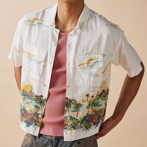 Urban Outfitters Tropical Island Print Button Up Shirt Viscose size Medium
